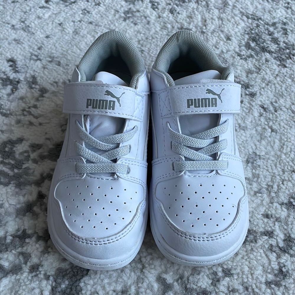 Cute ready for summer puma kicks!